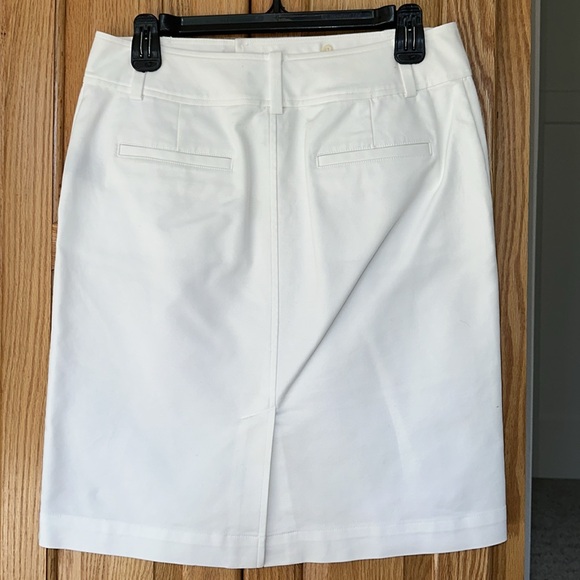 LAUREN Ralph Lauren white pencil skirt 6P 98% cotton 2% elastane - Picture 2 of 5